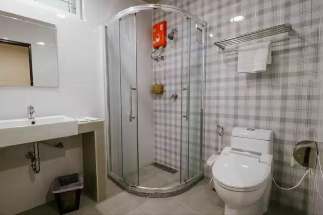 Kim Hostel 2 At Morleng Bangkok Bagian luar foto